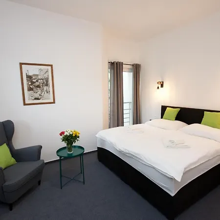 Formula ゲストハウス 3*