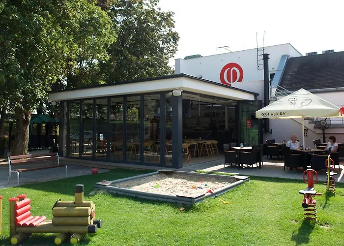 Formula 게스트하우스 3*